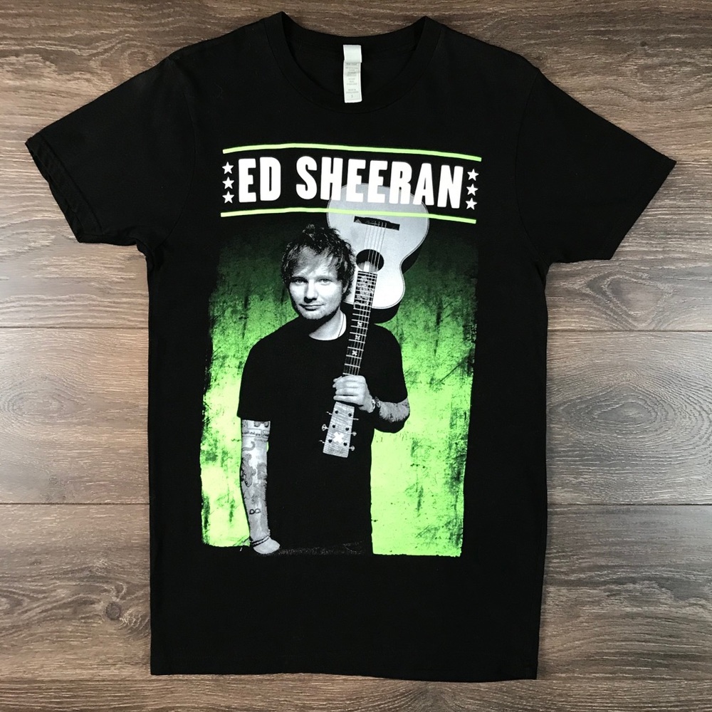 Rock Me Ed Sheeran Concert Tour Women’s Black Band T-Shirt Size Small